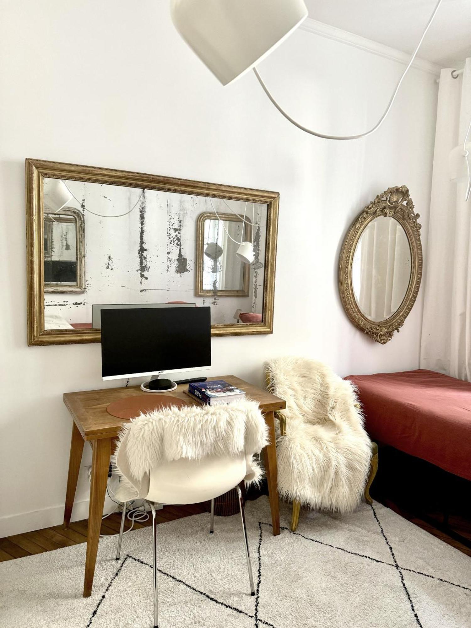Climatise Pour 1 Ou 2 Personnes Au 109 Avenue Mozart 16 Parigi