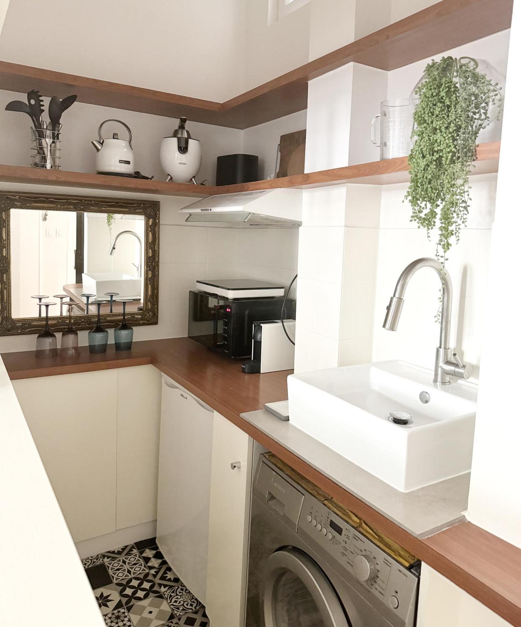 Climatise Pour 1 Ou 2 Personnes Au 109 Avenue Mozart 16 * Parigi