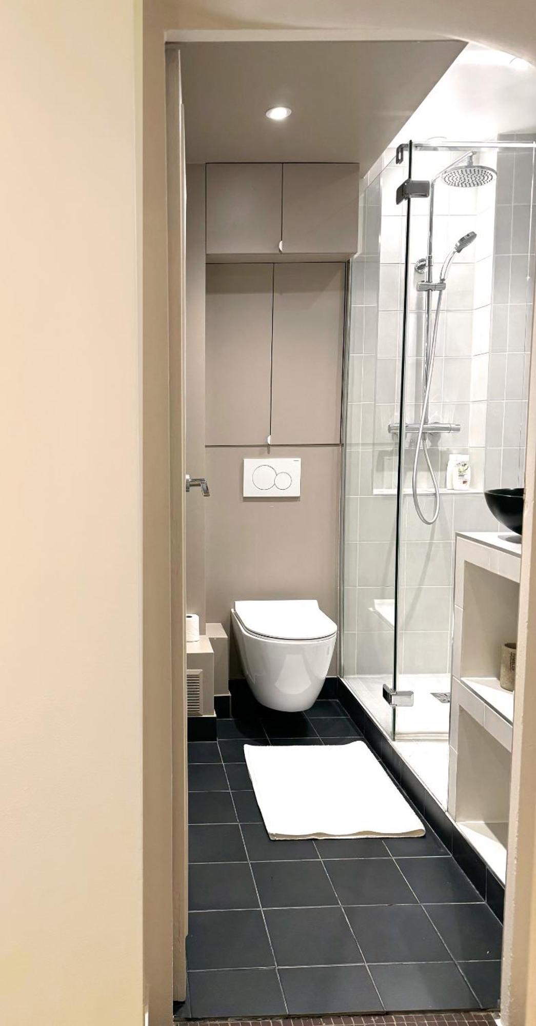 Climatise Pour 1 Ou 2 Personnes Au 109 Avenue Mozart 16 Parigi