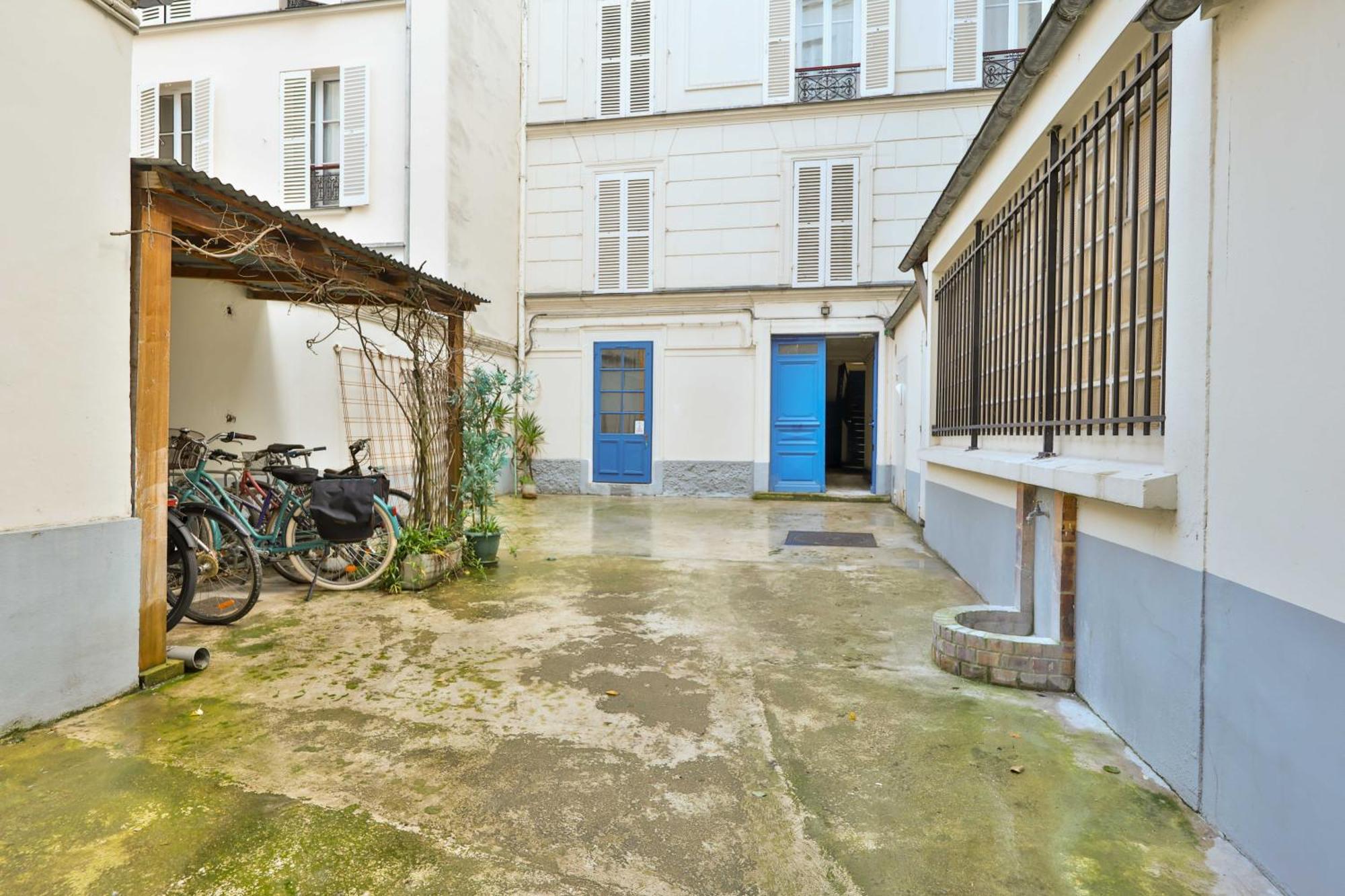 Beautiful Studio 2p Eiffel Tower Rue Du Commerce Parigi