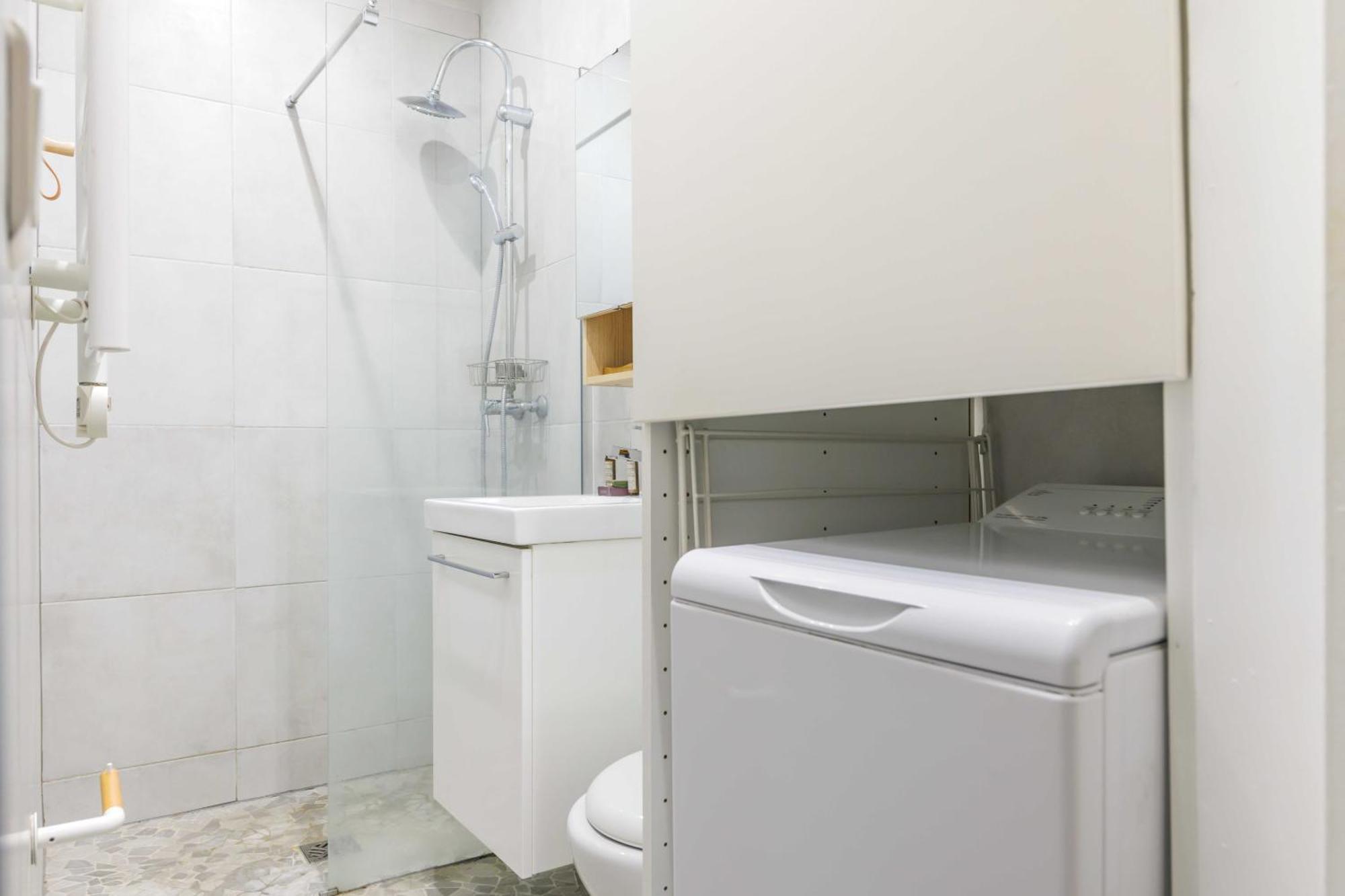 Appartamento Charming Studio For Two People Jardin Du Luxembourg Parigi