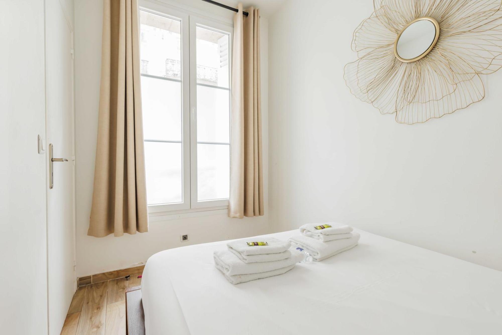 Cosy Parisian - St Lazare South Pigalle Apartment *