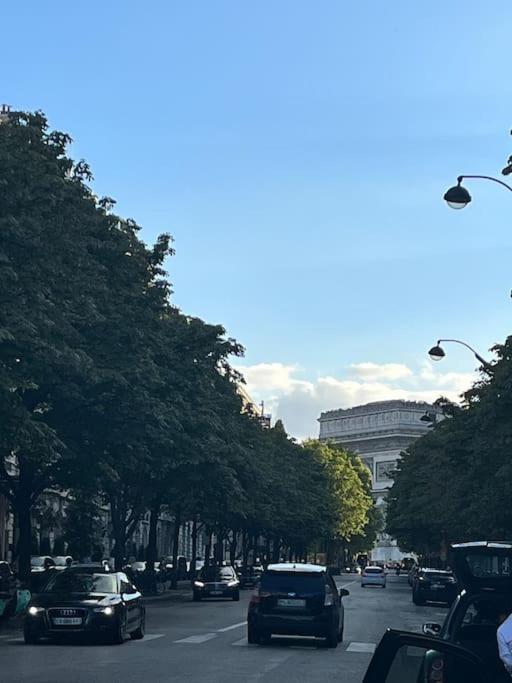 Beautiful & Central Near Champs-elysees * Parigi