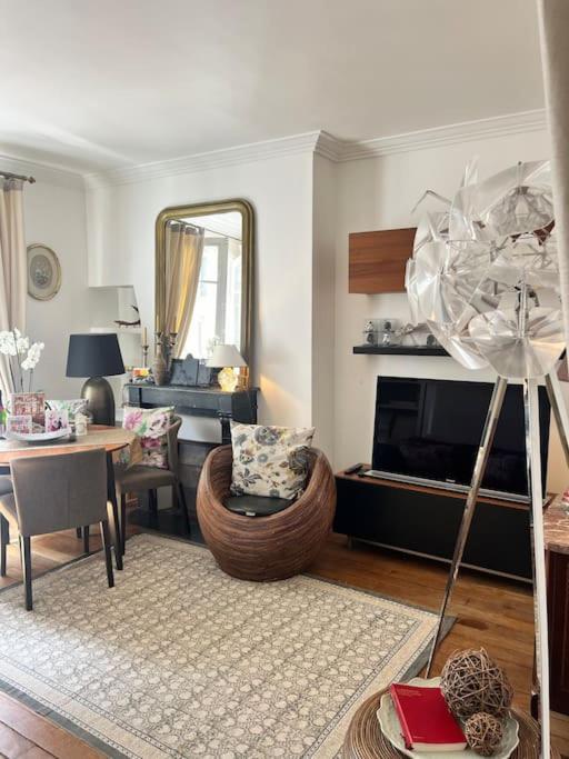 Beautiful & Central Near Champs-elysees Appartamento *