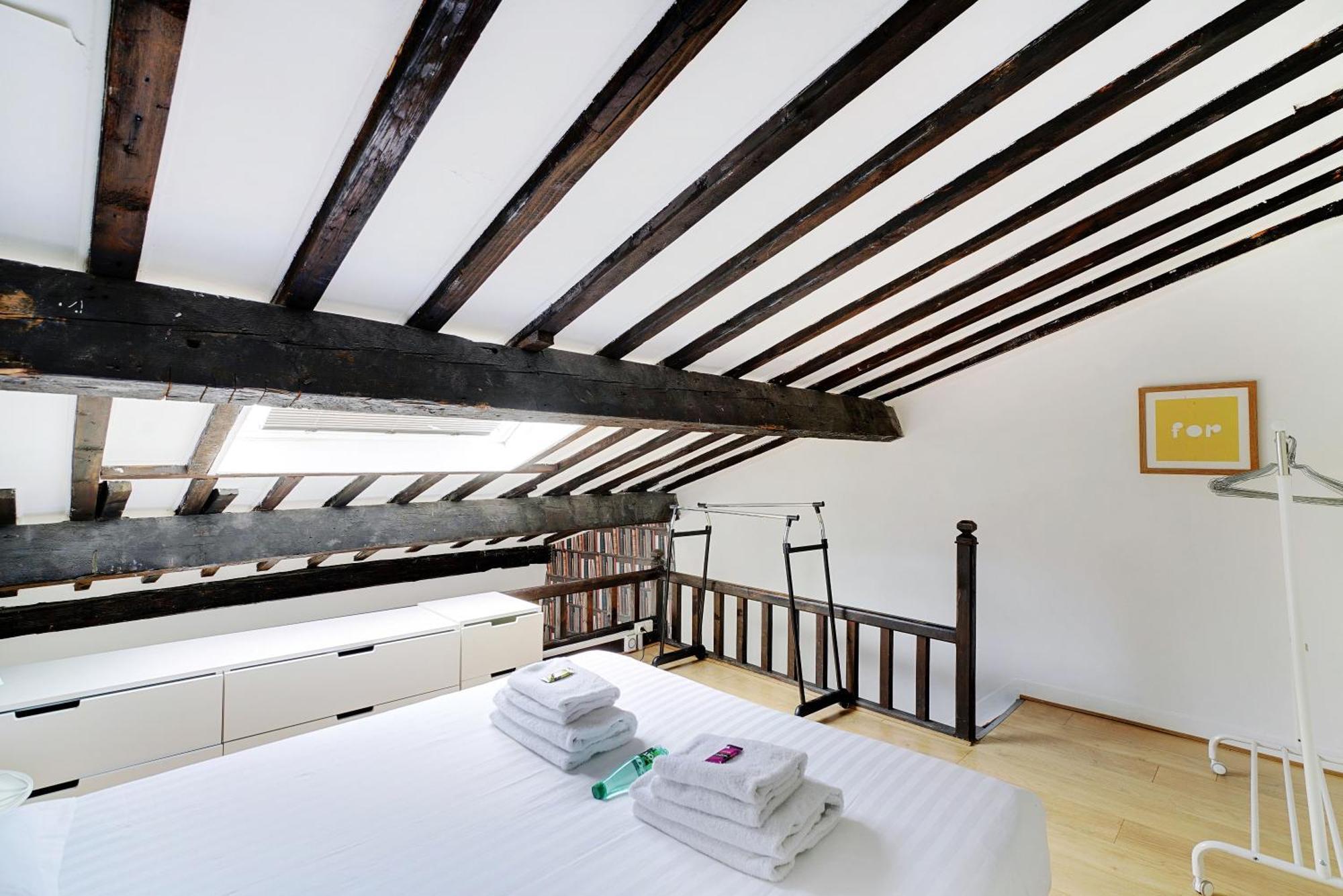 Appartamento Parisian Charm In The Heart Of The Marais ! *