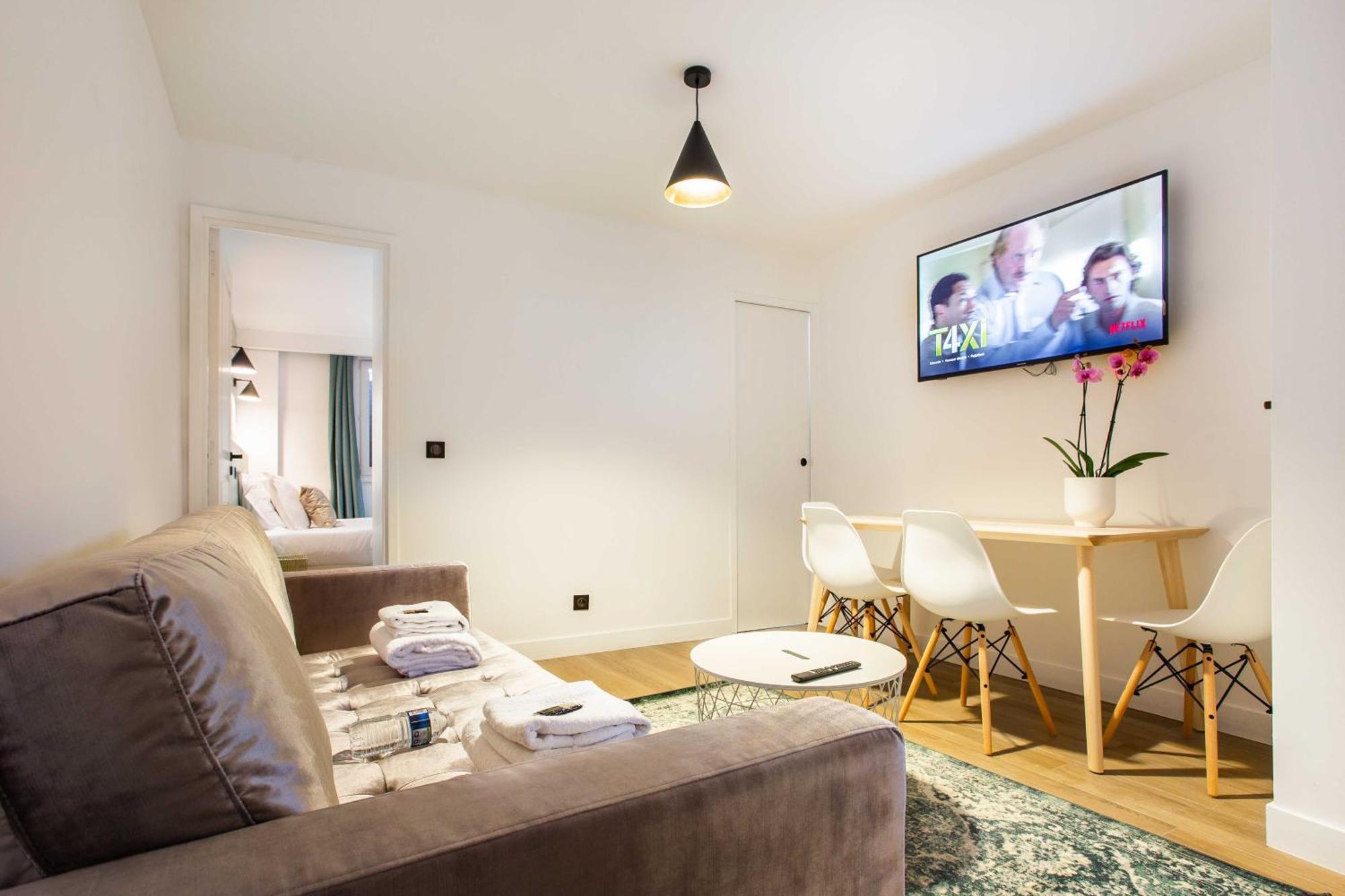 Holiday home Elegant - 2bd - 8p - Eiffel Tower *