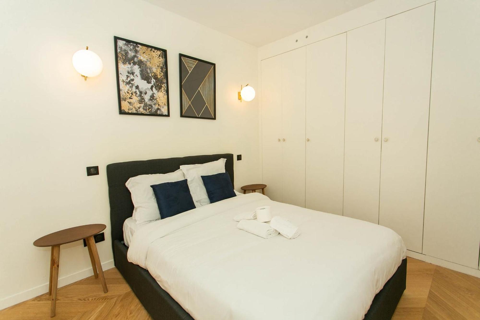Appartamento Haussmann - 2br Near Champs-elysees - Cityapartmentstay Parigi