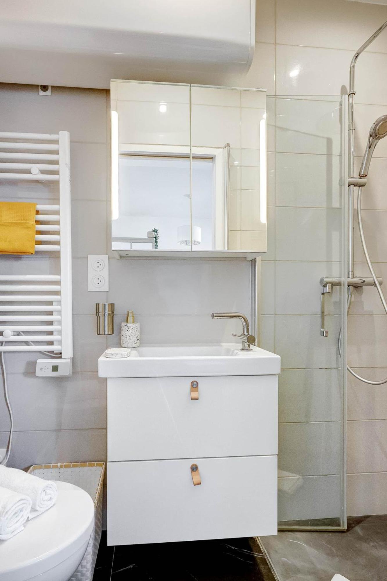 Champs-elysees - 1br - Cityapartmentstay Parigi