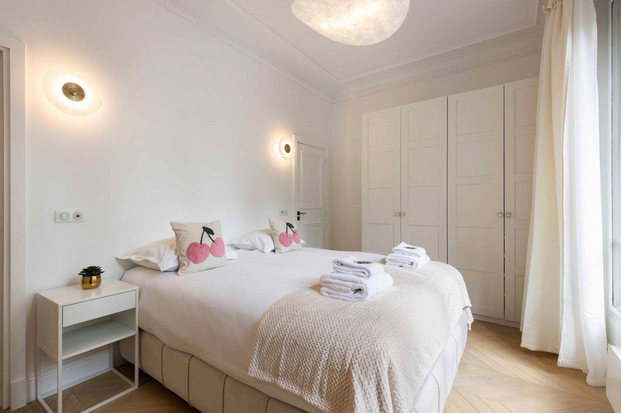 Charming Flat - 2bd-6p - Eiffel Tower *