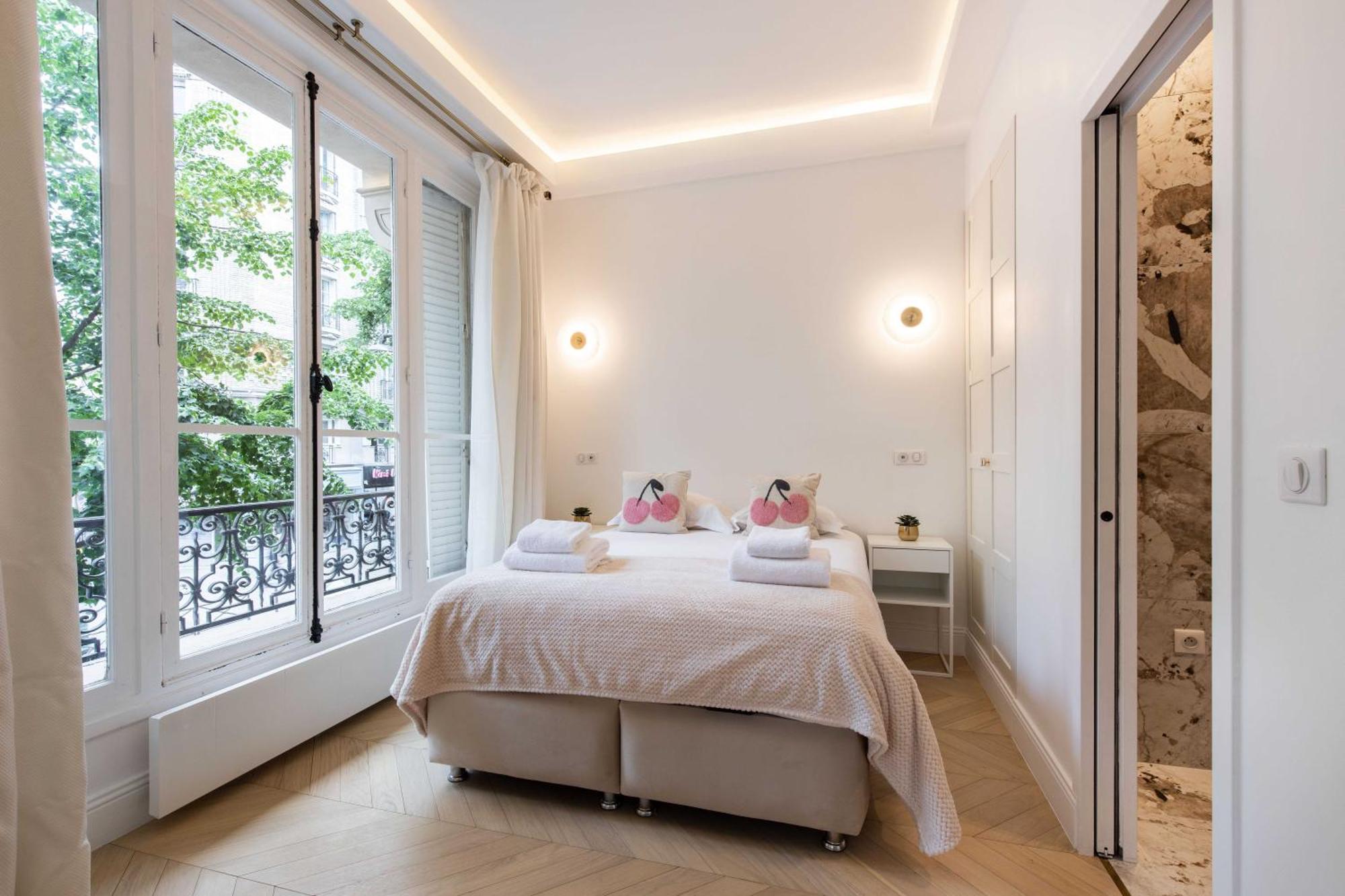 Charming Flat - 2bd-6p - Eiffel Tower *