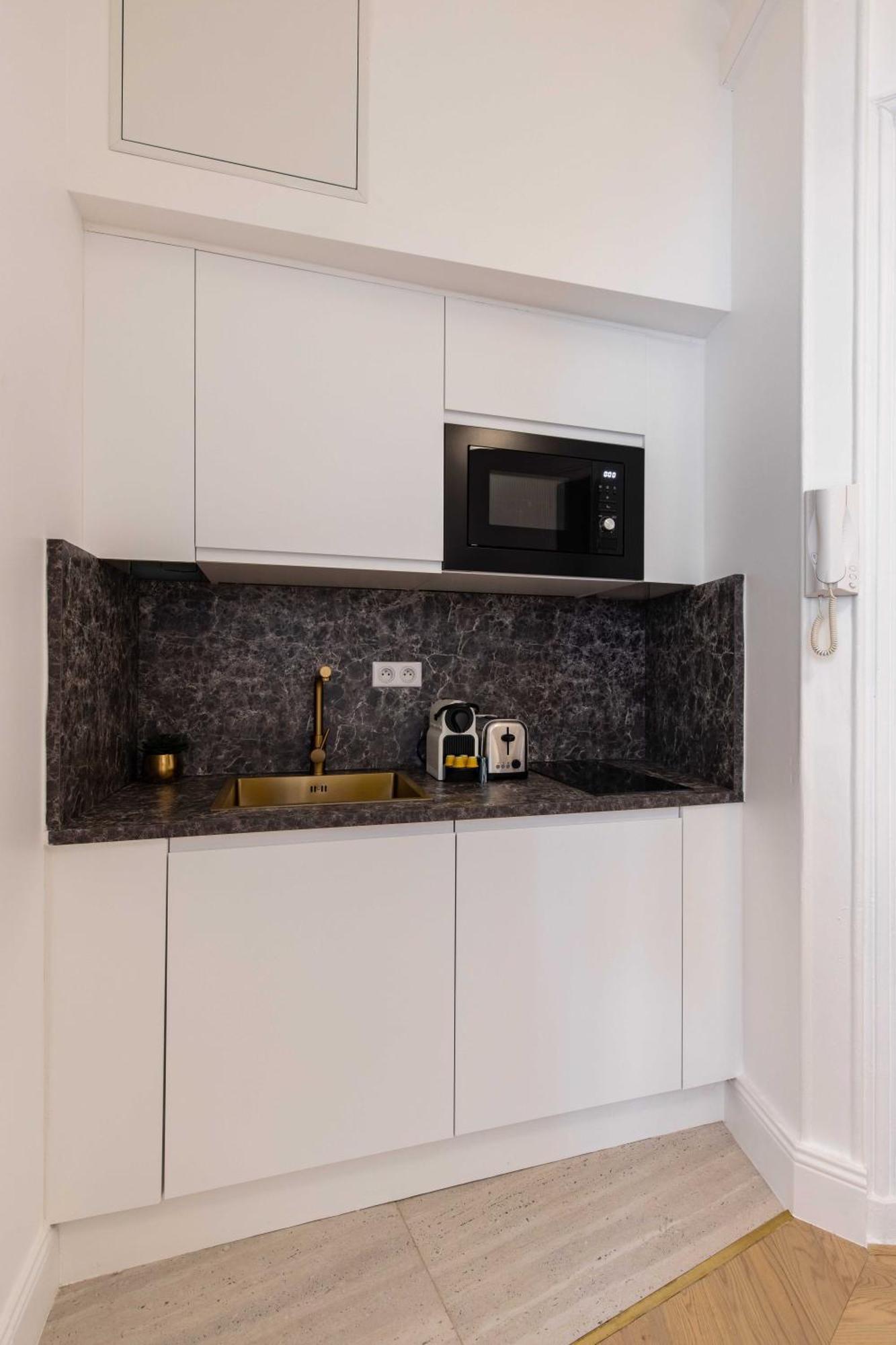 Charming Flat - 2bd-6p - Eiffel Tower Paris
