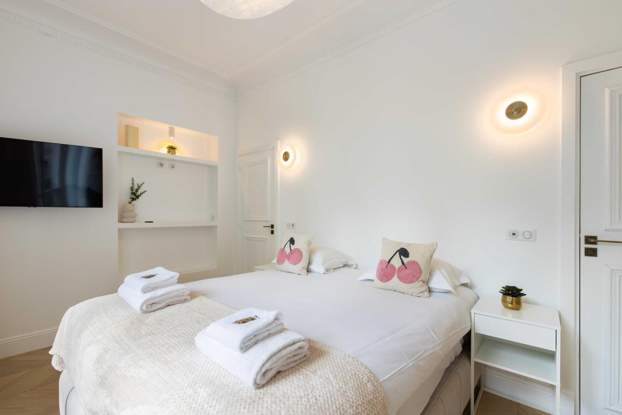 Charming Flat - 2bd-6p - Eiffel Tower *