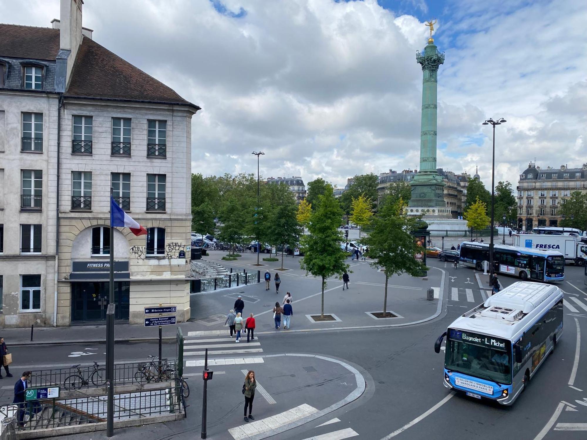 Homestay At Place Bastille Near Metro And Maris Modern *