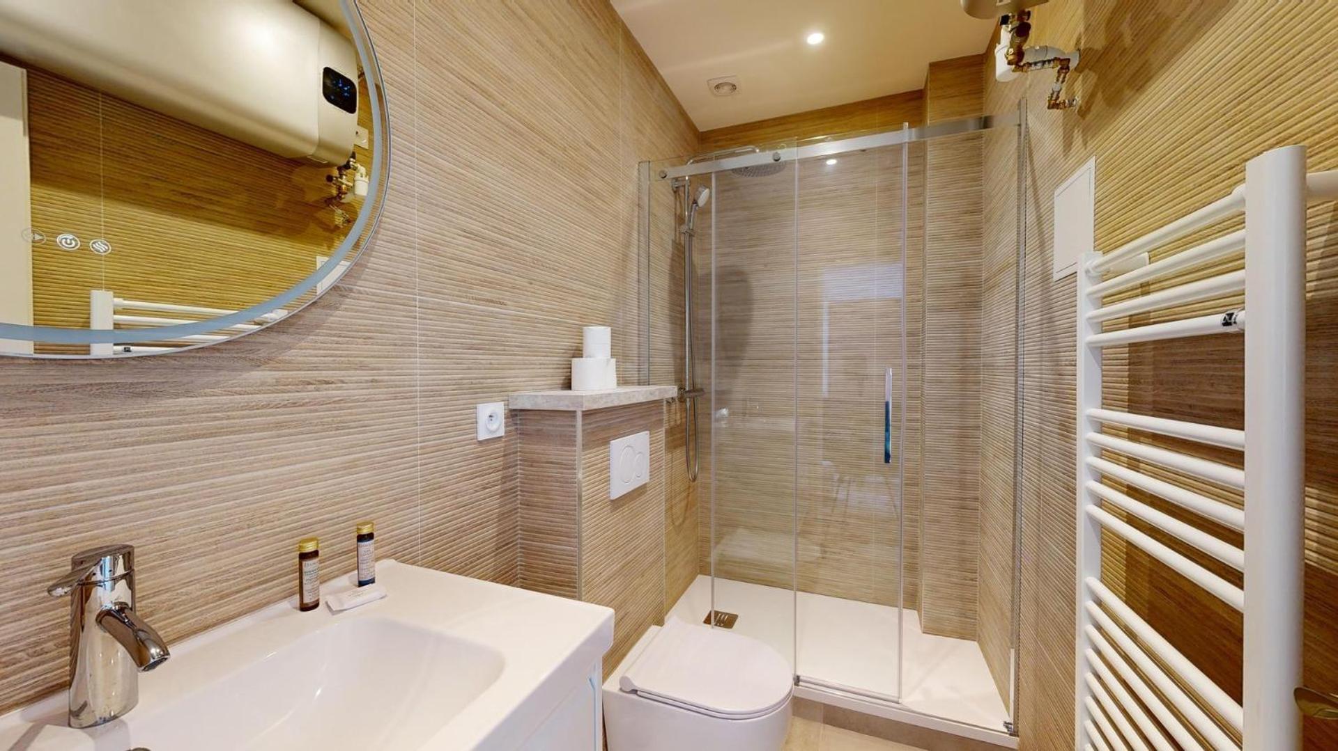 Bluestay 285 - A Parigi