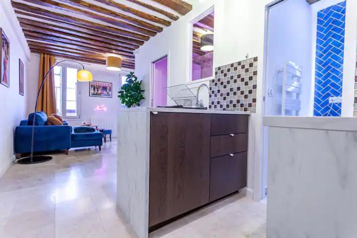 Homestay At Place Bastille Near Metro And Maris Modern *