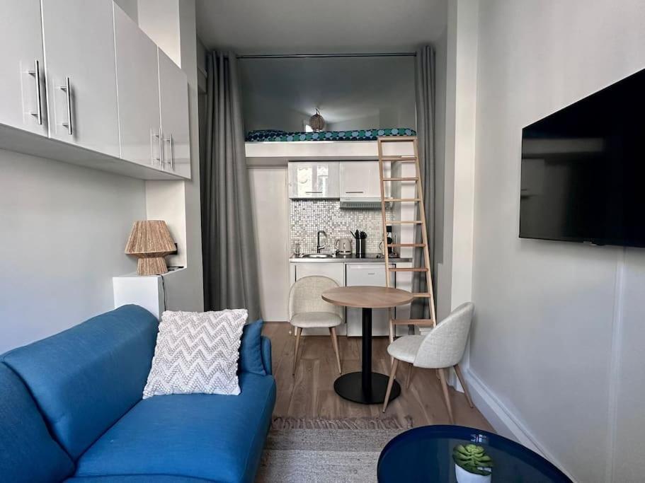 Volney Loft By Suitehomeparis *