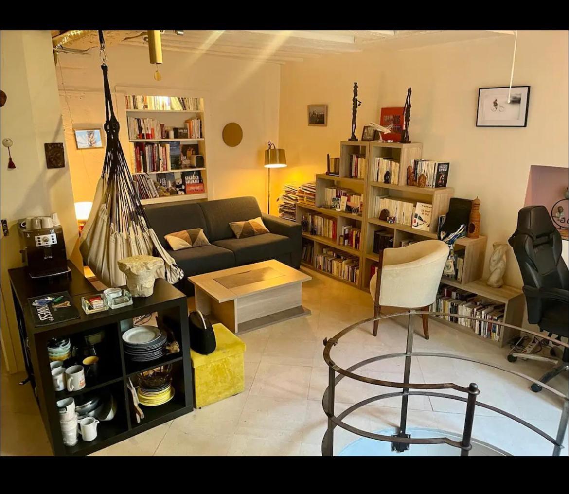 Saint Germain Des Pres *