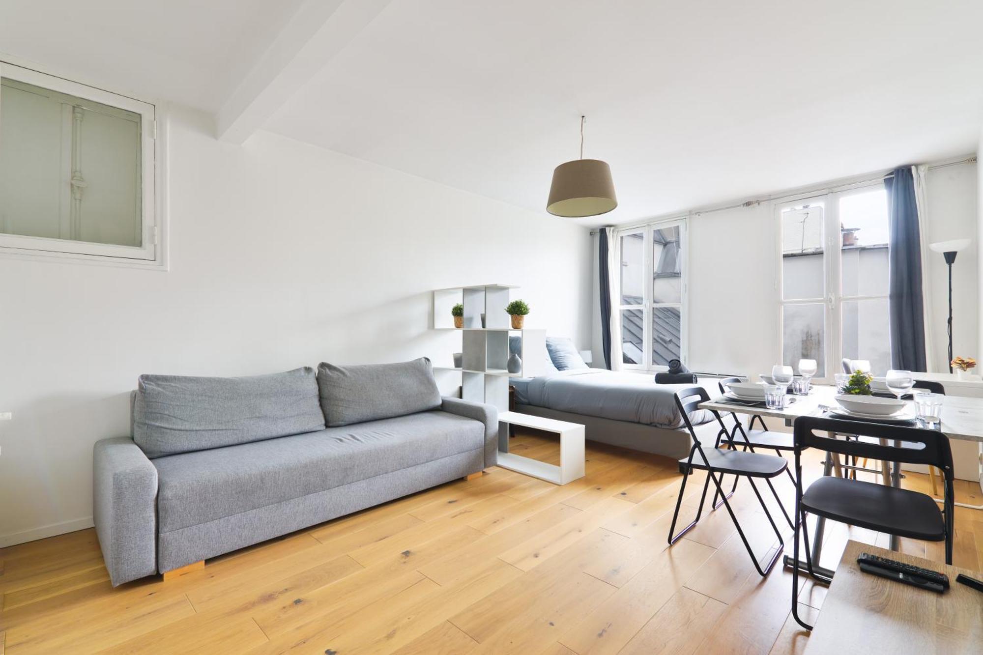 - Quartier Champs-elysees 5 Free Netflix * Parigi