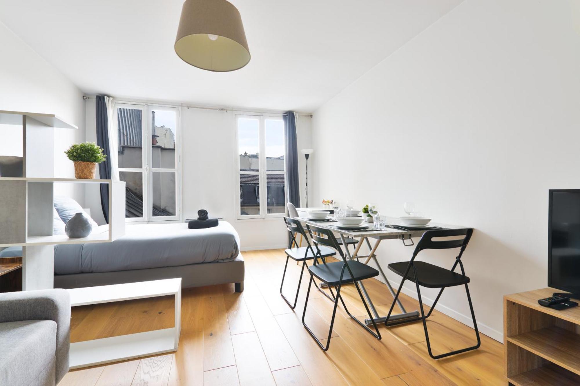 - Quartier Champs-elysees 5 Free Netflix Parigi