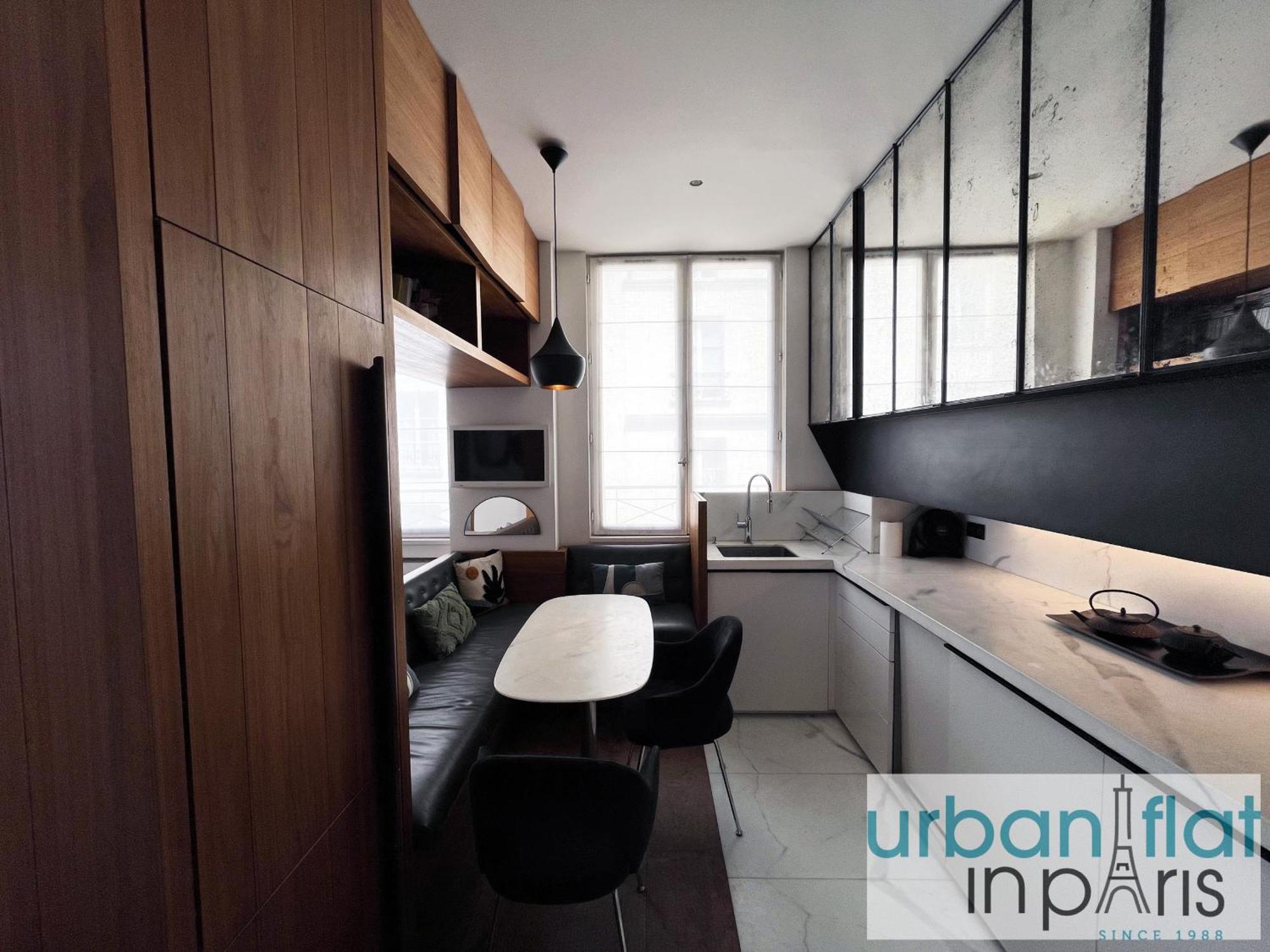 Urban Flat 155 - Luxury 2 Bedroom Flat In *