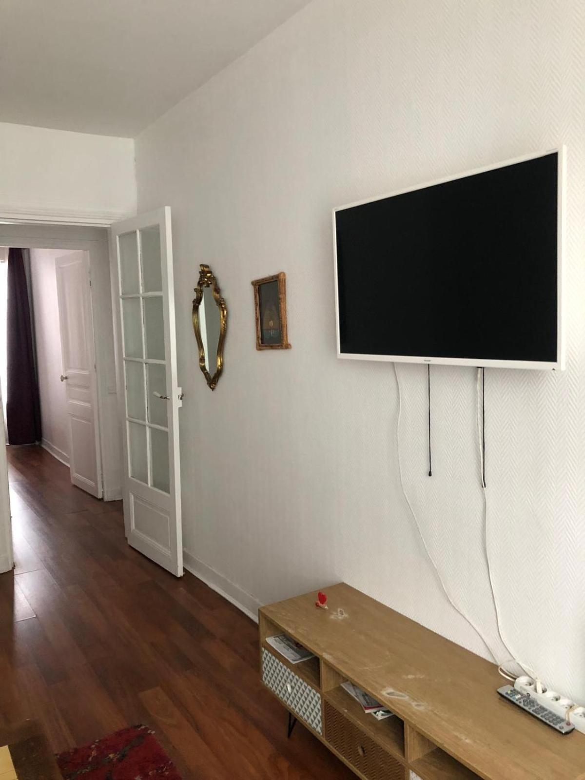 Cosy In Apartment *