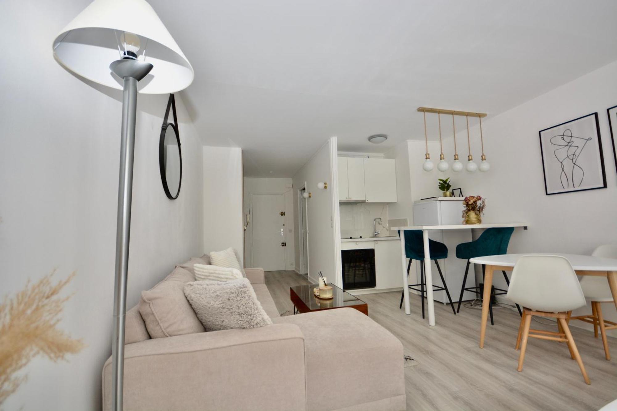 Apartment Trocadero - Sablons Paris