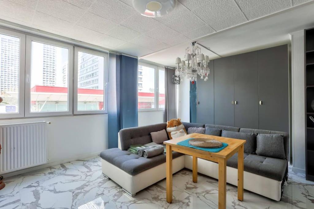 Stunning 1 Bedroom Flat Near Place D'italie Appartamento