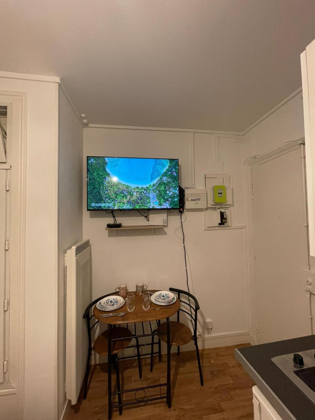 Dame De Fer Apartment