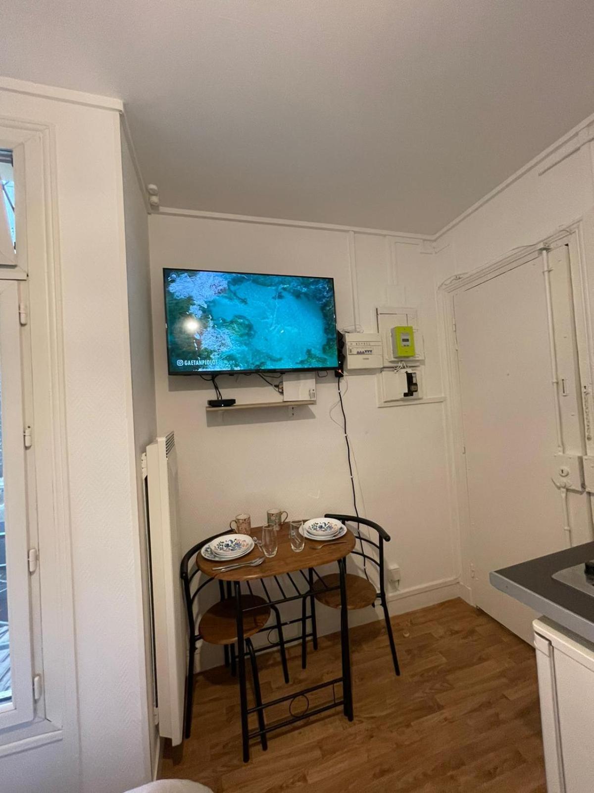 Dame De Fer Apartment Paris
