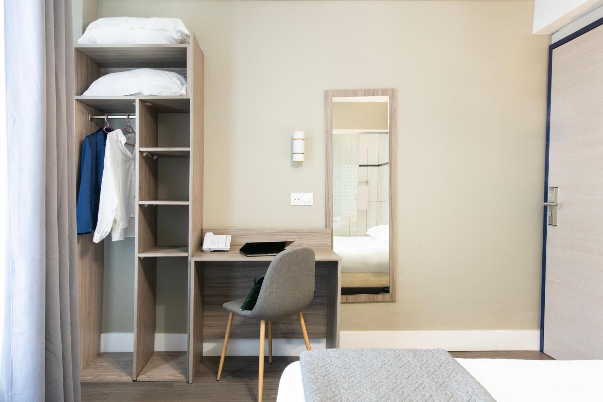 Ambassadeur Hotel Parigi