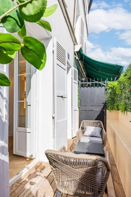 Townhouse Sacree Coeur Place Du Tertre Montmartre *