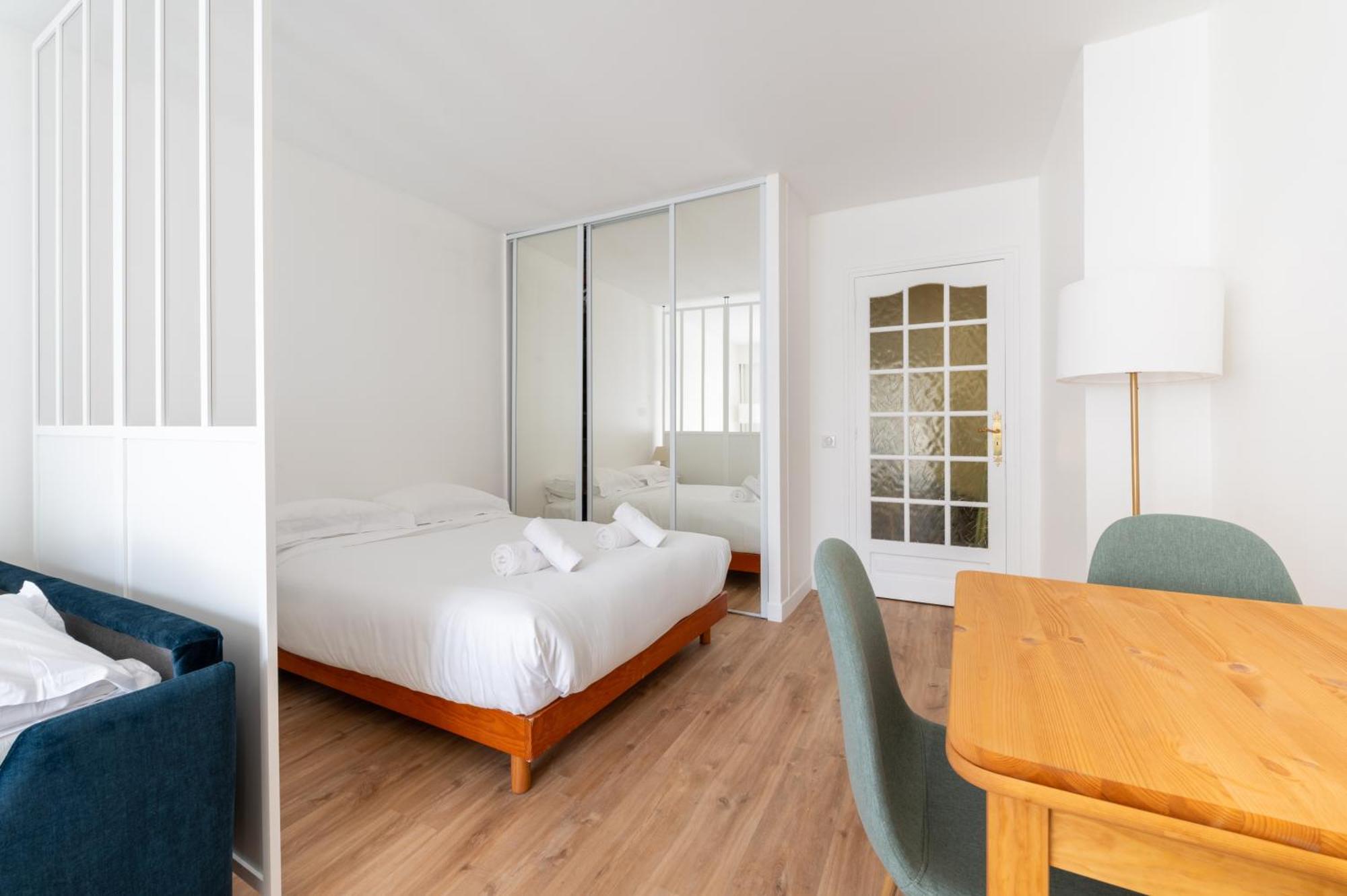 Stylish 1bd Flat With Patio Rue Des Petites Ecuries Appartamento Parigi