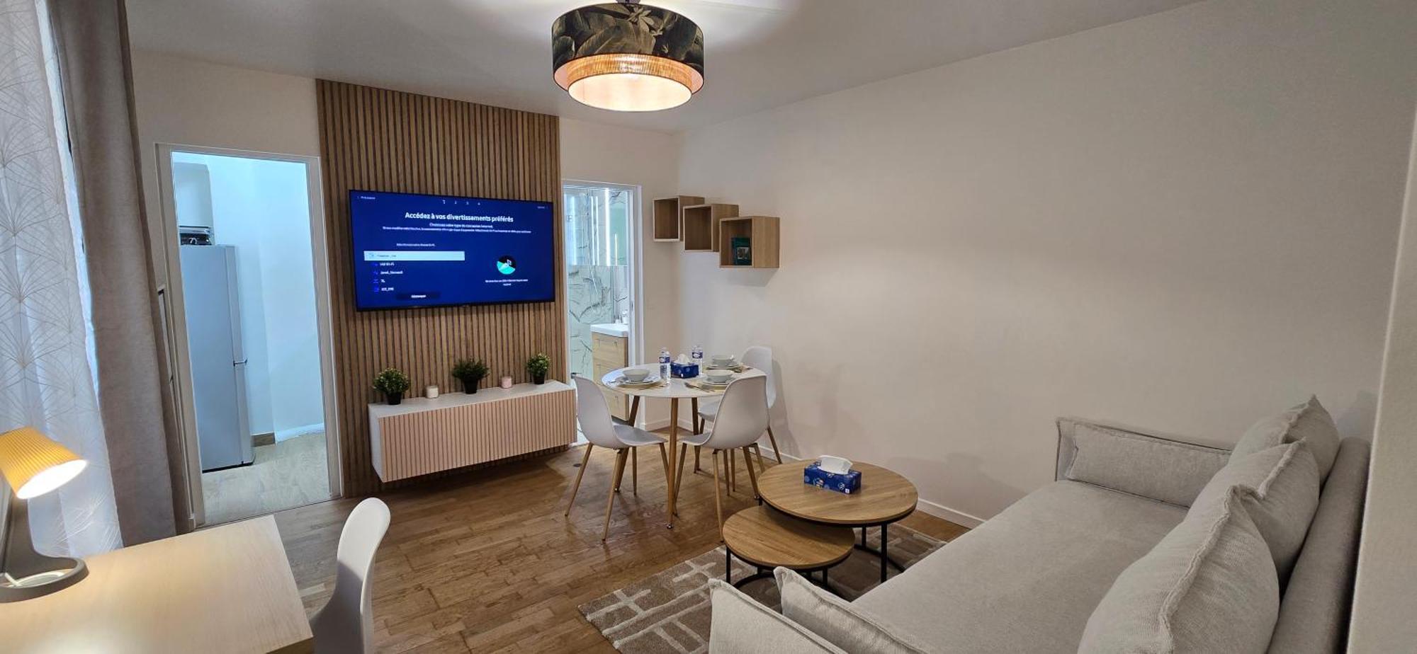 D'architecte En Plein Coeur De 7eme Arrondissement Appartamento *