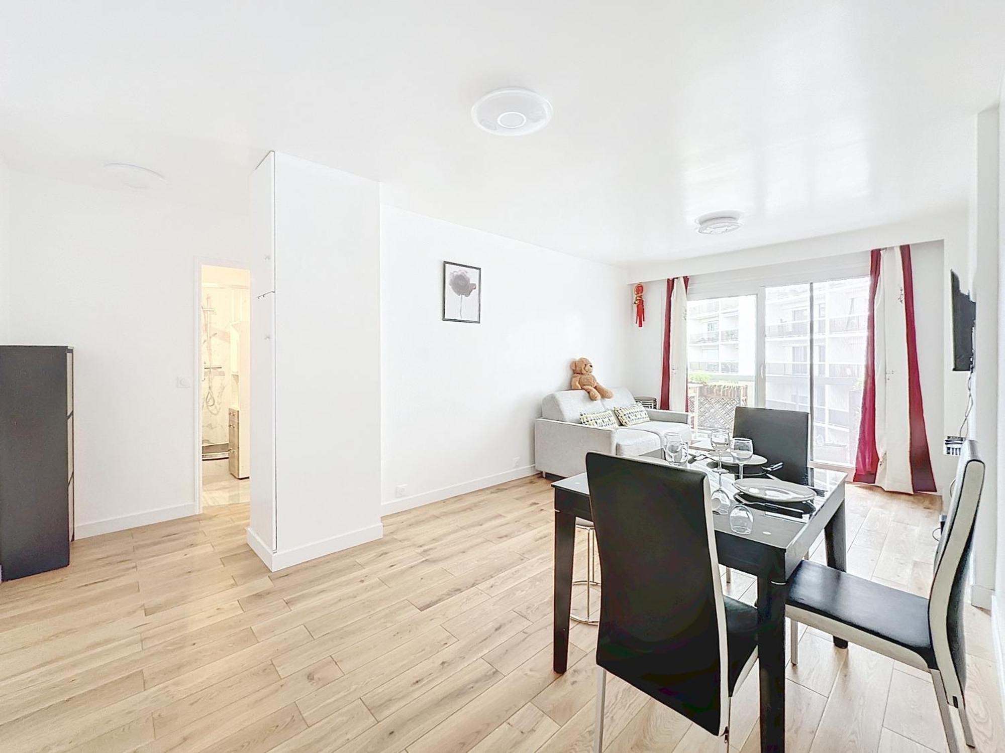 114 - Renove De Luxe Pour 4 Personnes