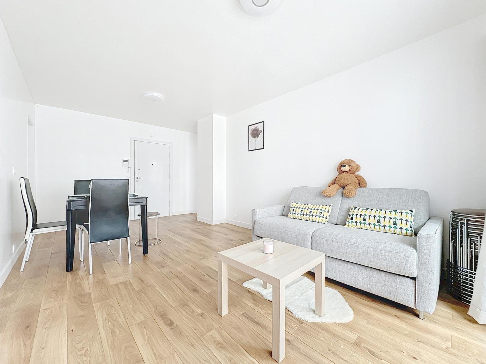 114 - Renove De Luxe Pour 4 Personnes