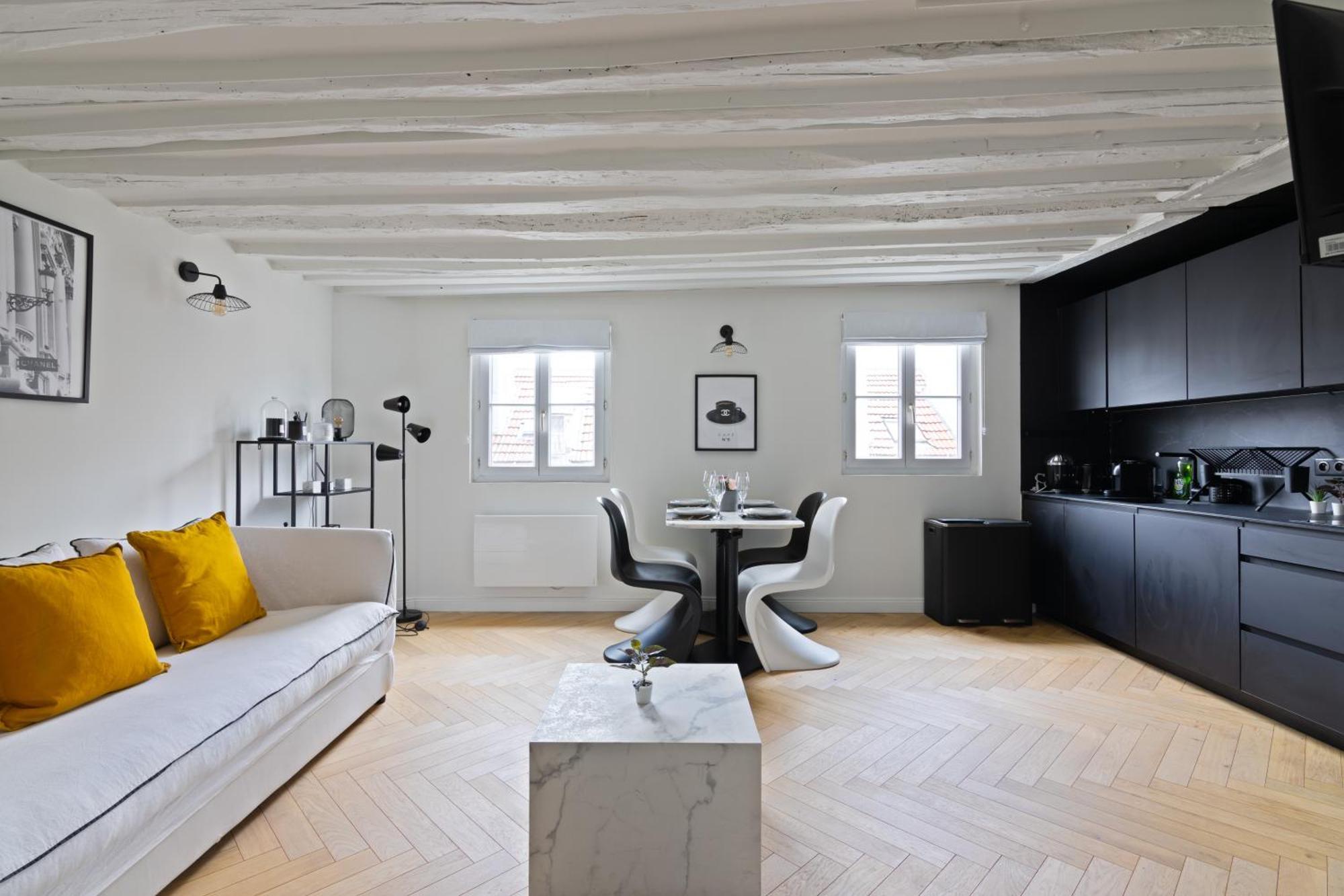 Elegant Pres Du Musee Du Louvre Et Du Jardin Des Tuileries Free Netflix Apartment *