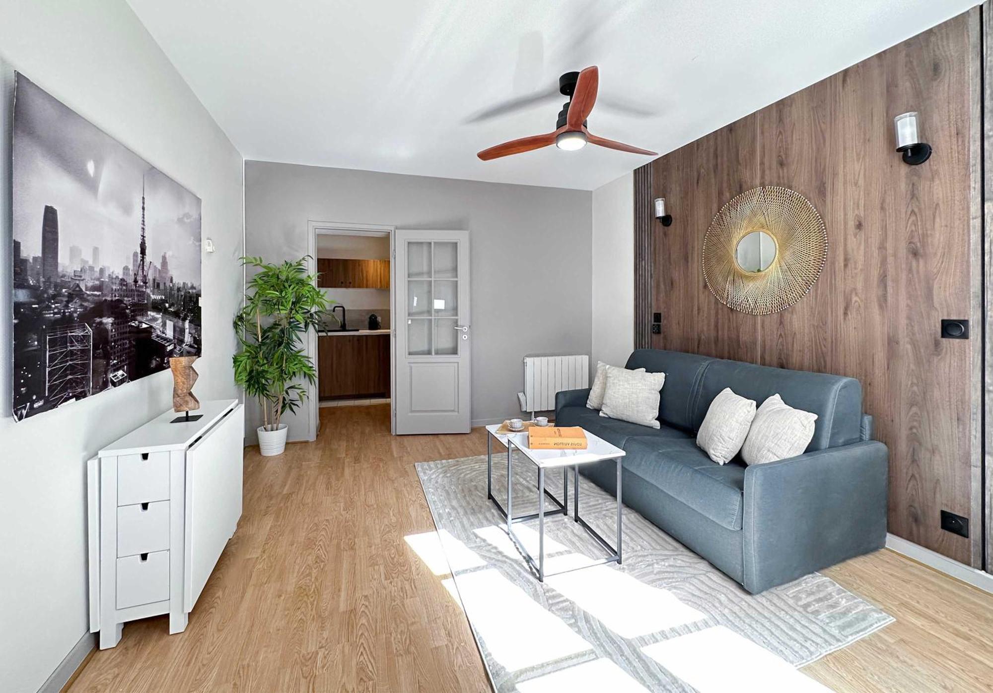 Apartment Perfect In Louvre Area Paris