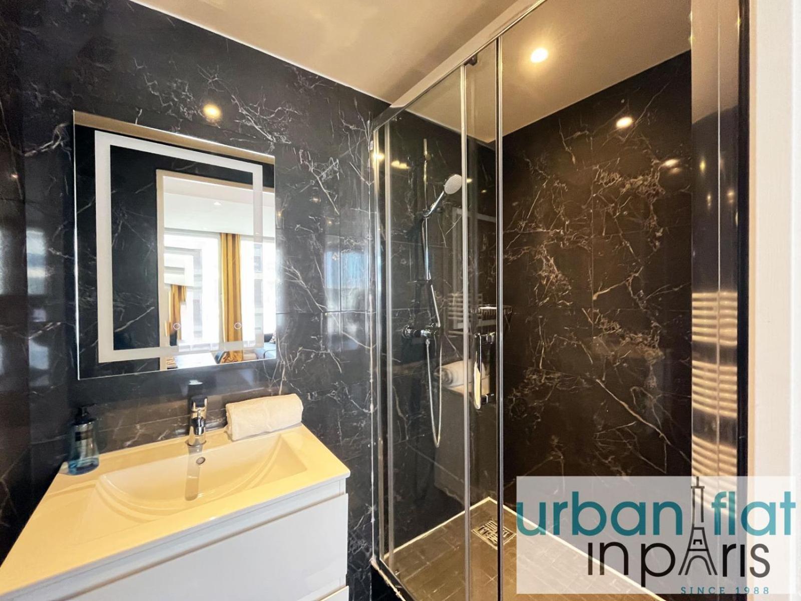 Urban Flat 129 - Sublime Art Champs-elysees Appartamento Parigi