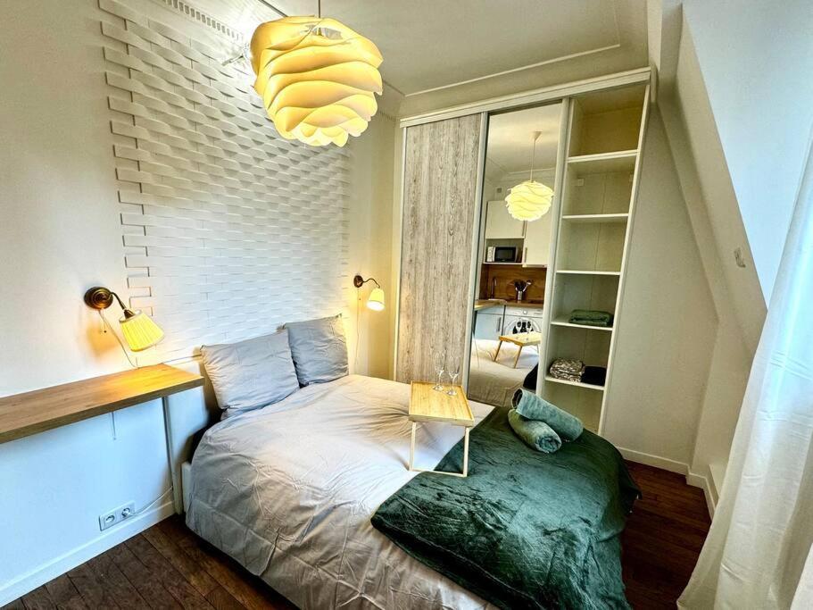 Champs-elysees - For 2 People Parigi