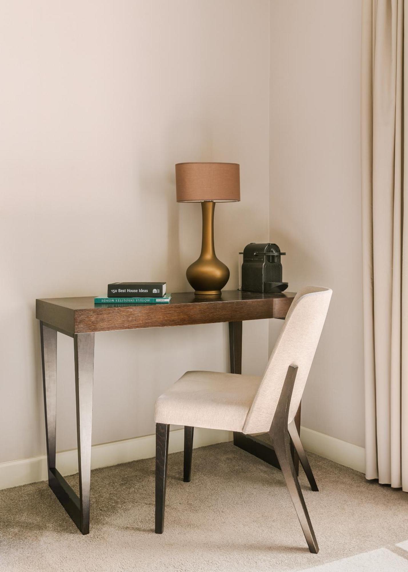 Hotel Sonder Le Frochot Paris