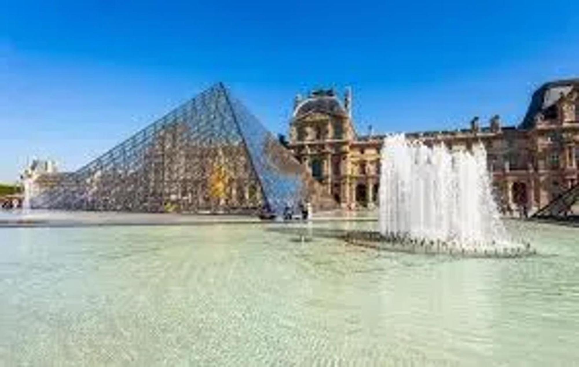 Au Coeur De Avec Vue Sur La 30 M² * Parigi