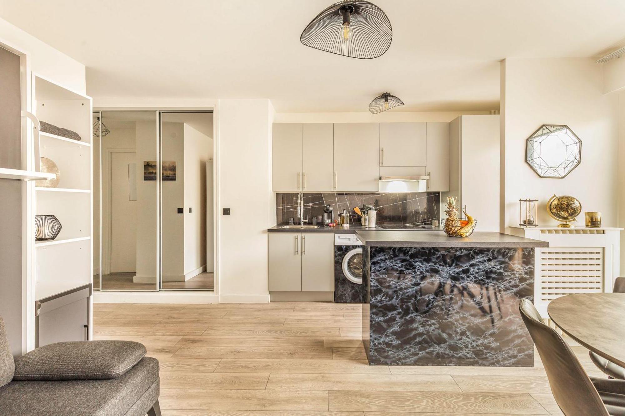 Apartment Du 12eme, Parking Gratuit Et Metro *