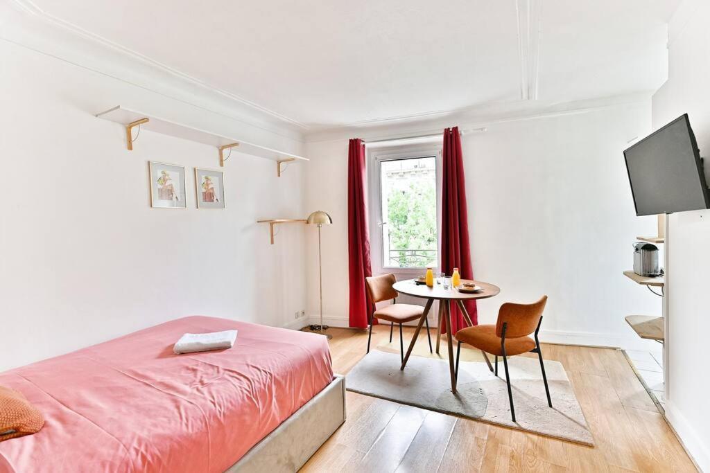 Appartamento Petit Voltaire Nation Parigi