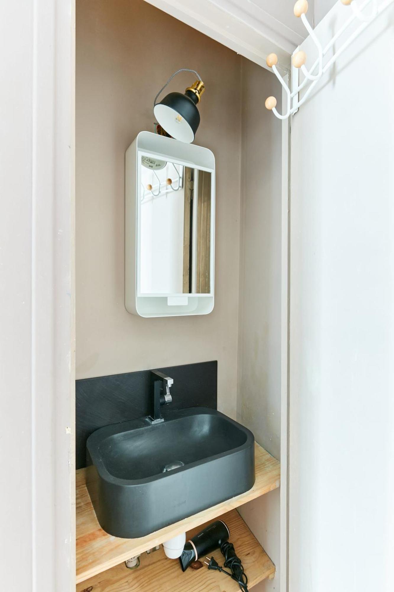 Apartment Heart Of Montorgueil - Cityapartmentstay Paris