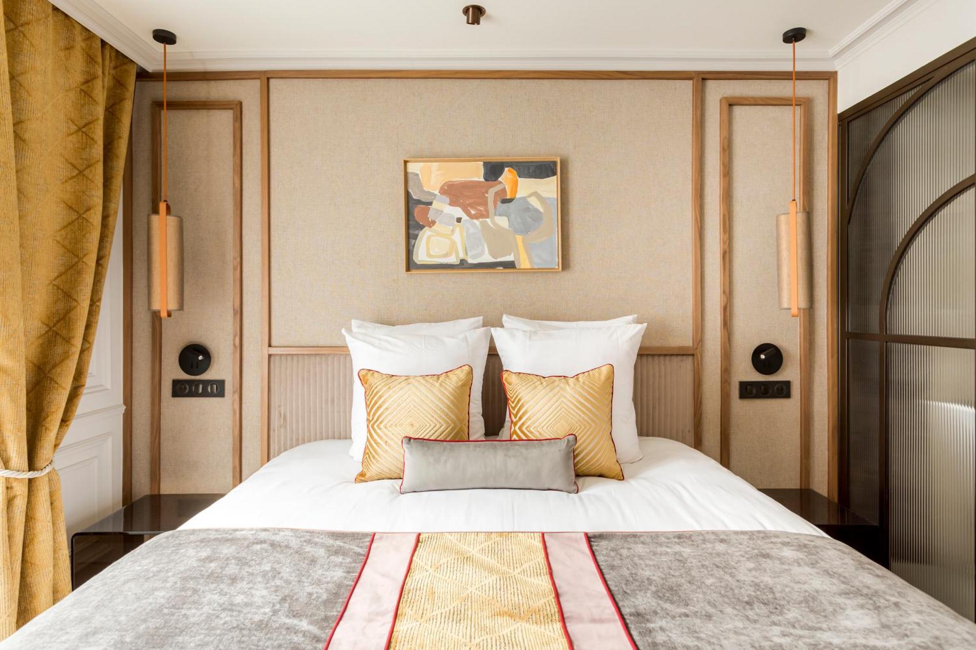 Merveil - Signature - Opera - Rougemont Iii Apartment
