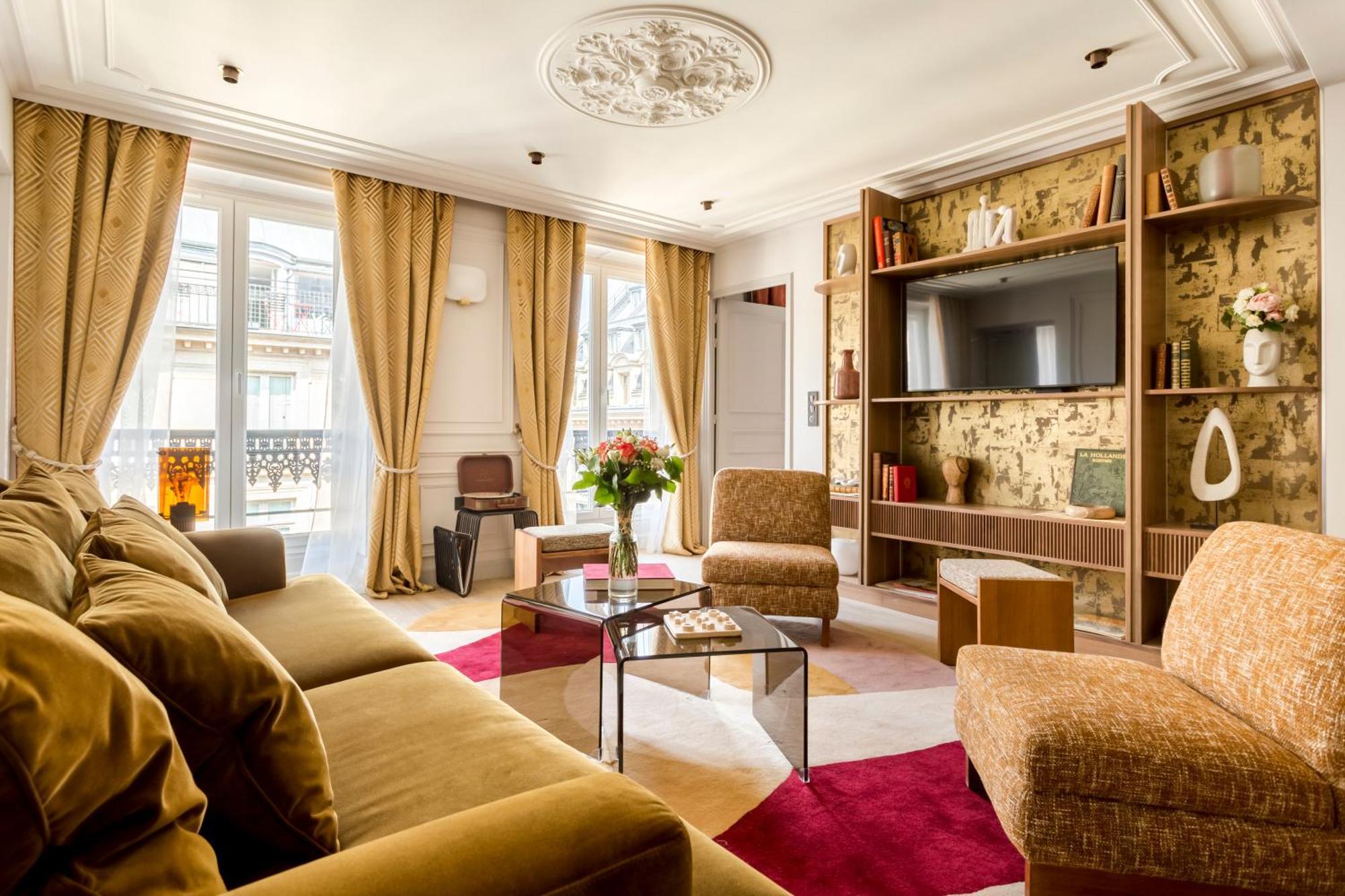 Merveil - Signature - Opera - Rougemont Iii Apartment