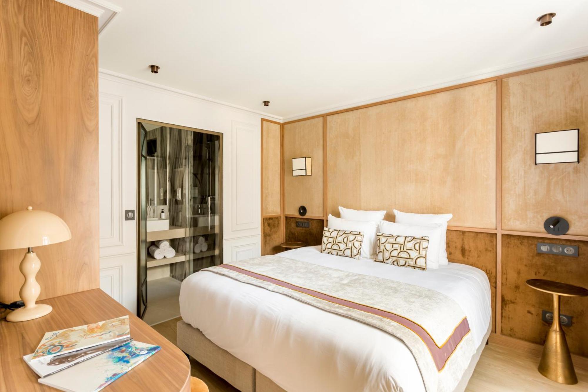 Merveil - Signature - Opera - Rougemont Iii Apartment