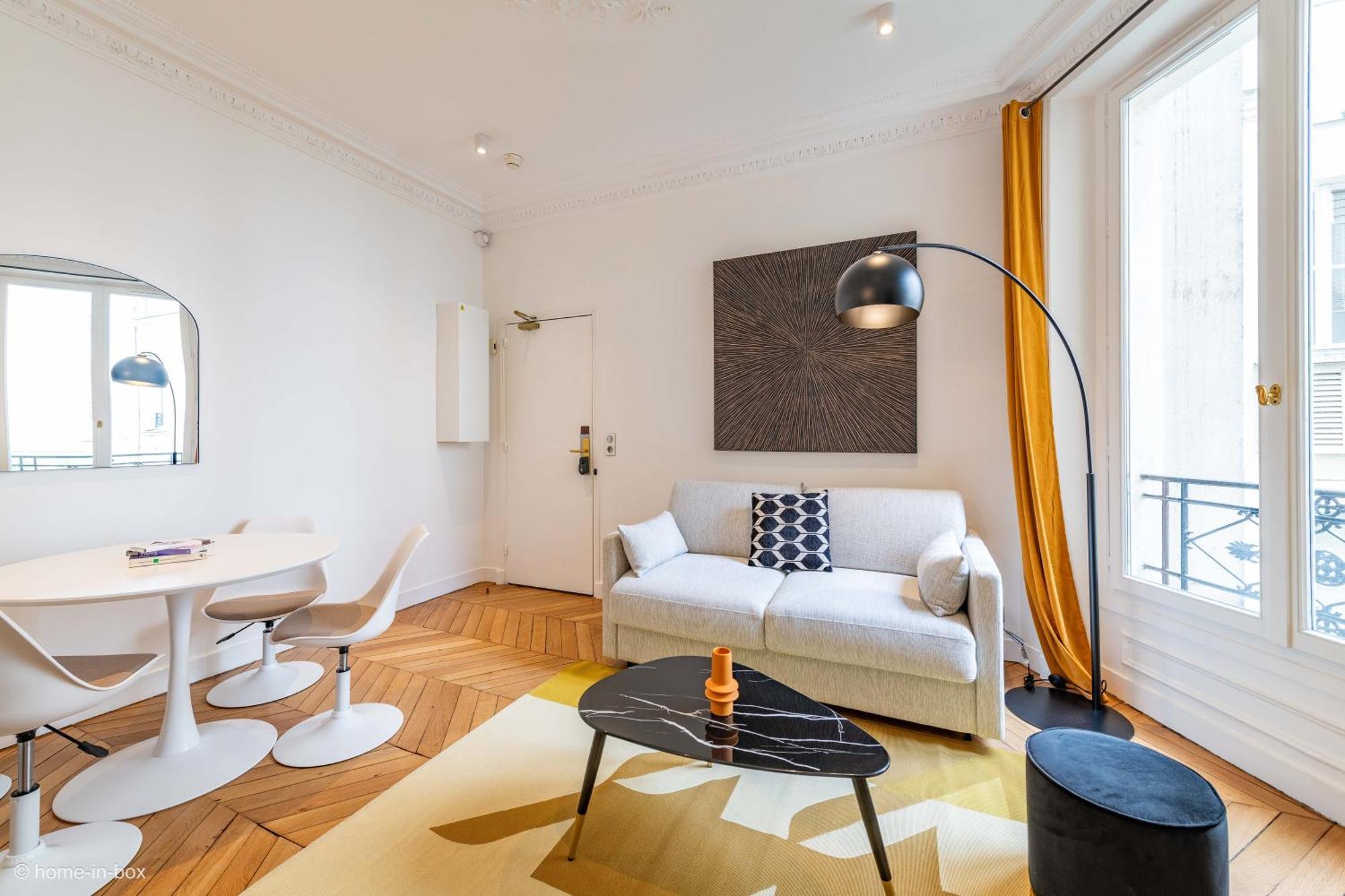 Hotelhome 16 3*