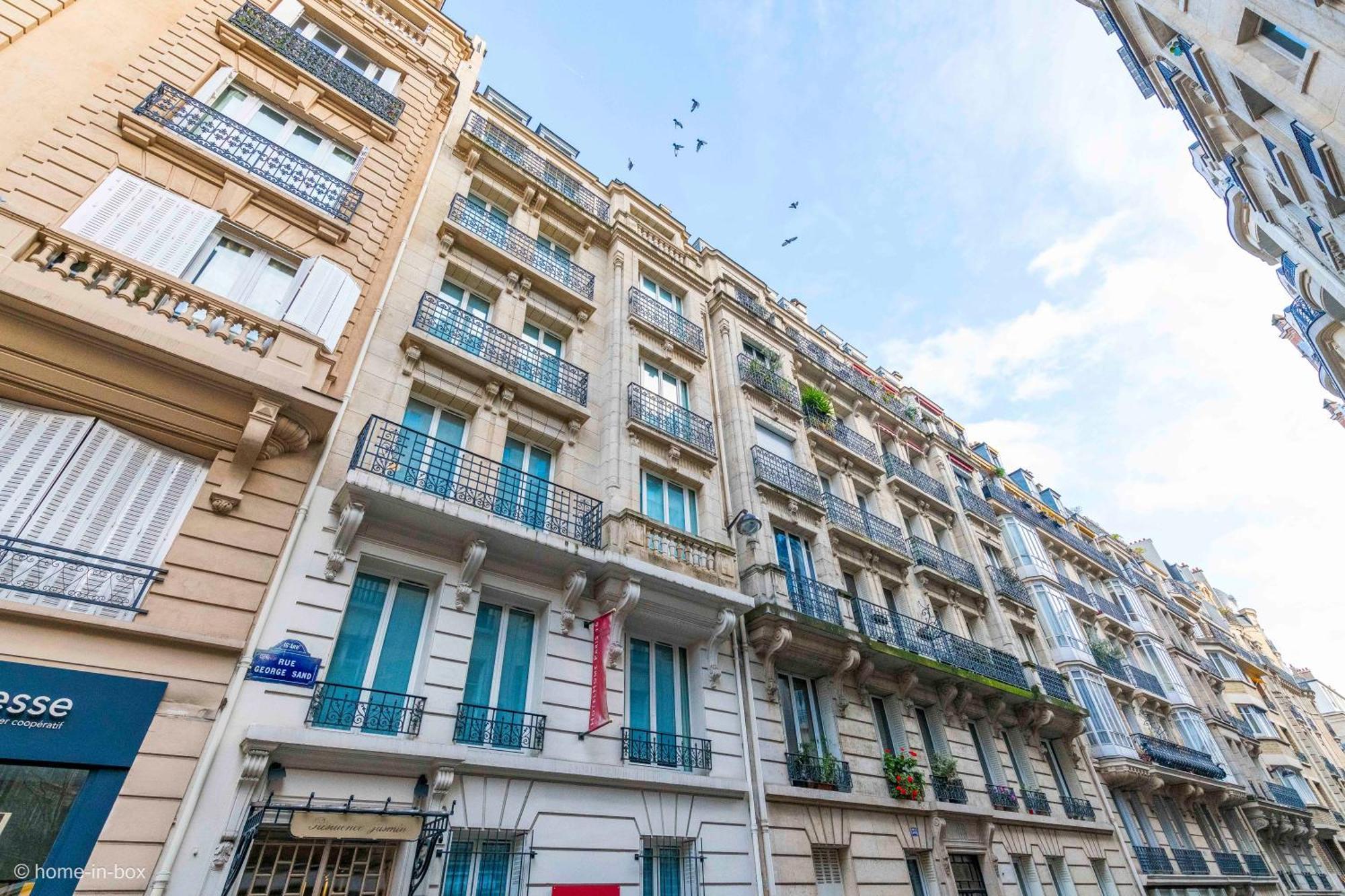 Hotelhome 16 Aparthotel 3*