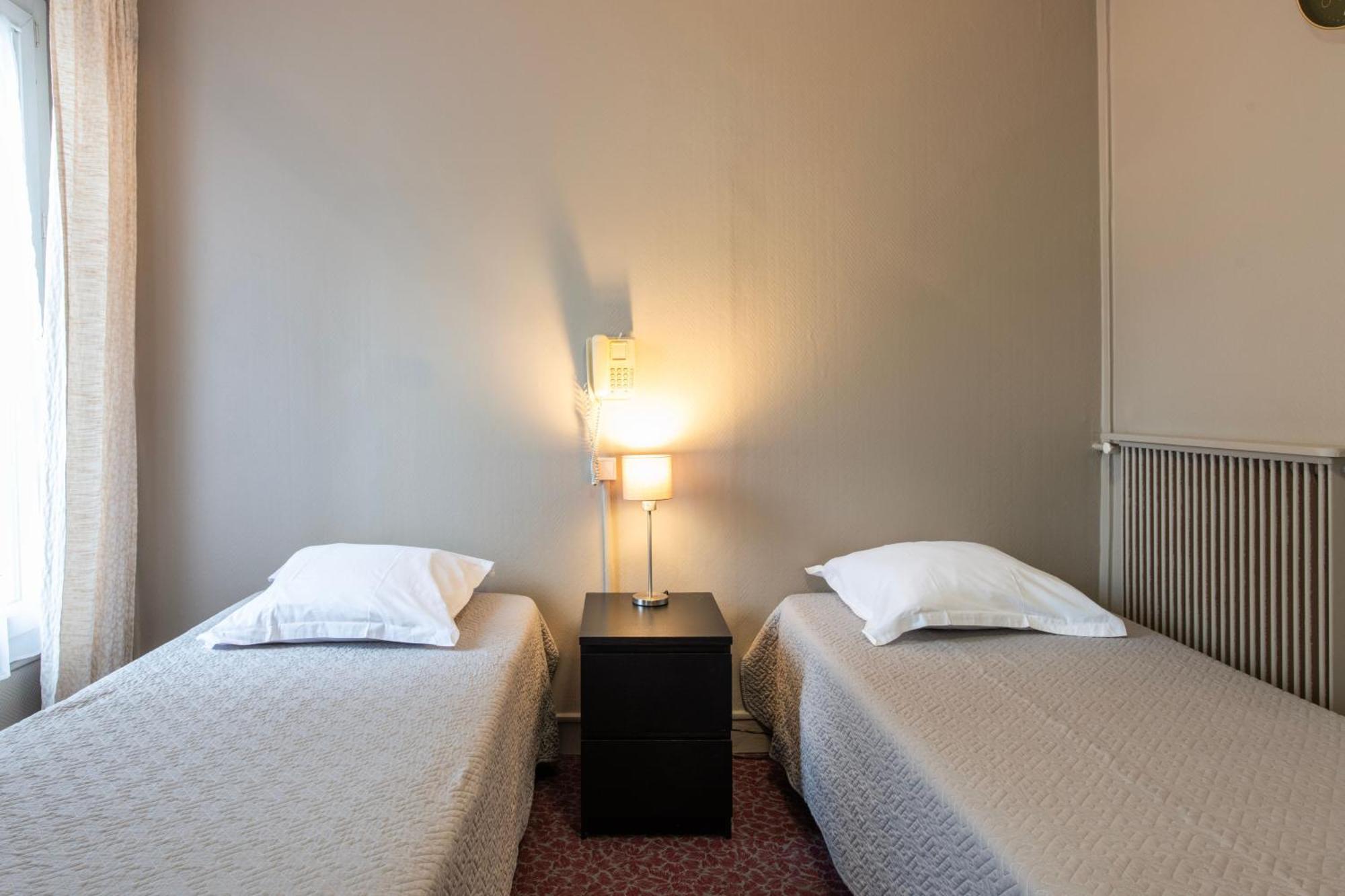 Grand De 2* Parigi